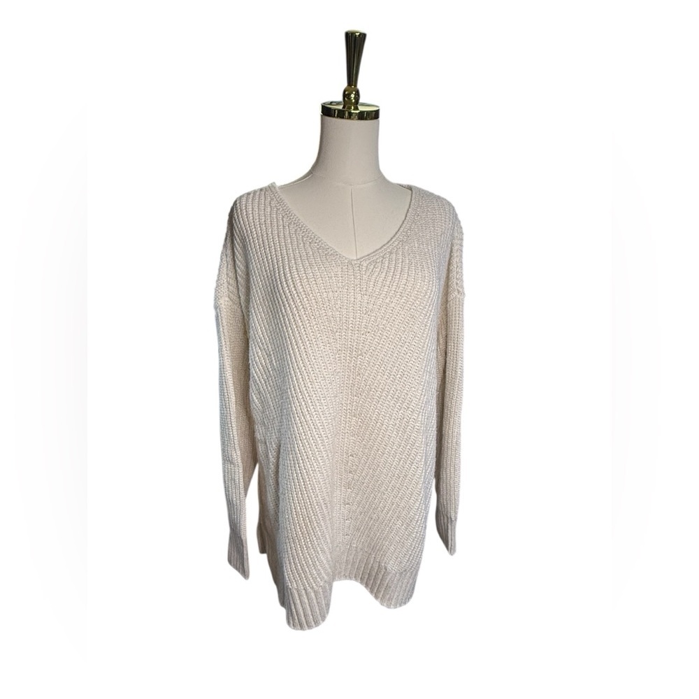 a.n.a Cream V-Neck Knit Sweater Cream with Gold Accents Size XXL